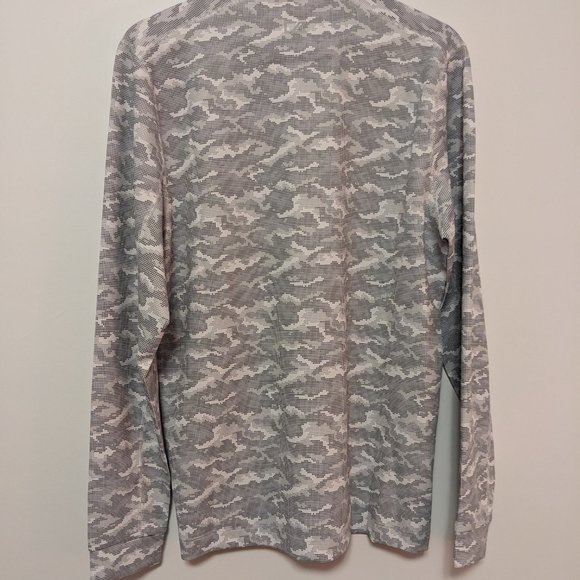 NEW TAGS ON Cutter & Buck Athletic 3/4 Zip in White Camo Sz S - Picture 9 of 9